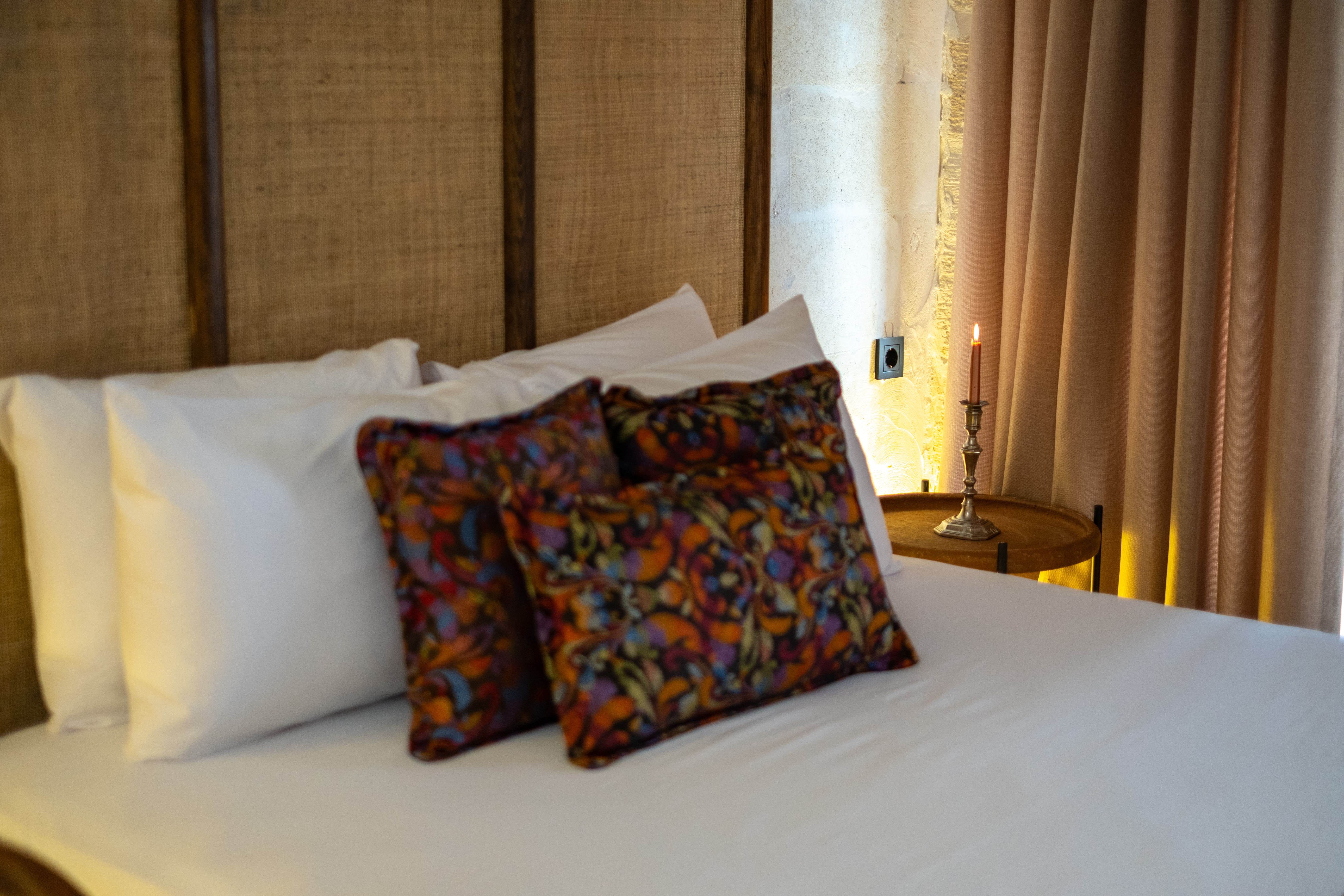 Deluxe Jakuzili Suite – Avlu Manzaralı, 2. Kat